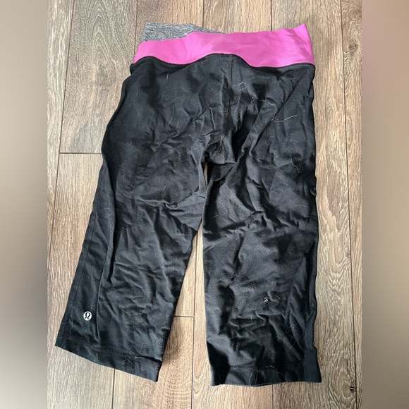 Lulu shorts size 4 - Picture 2 of 5